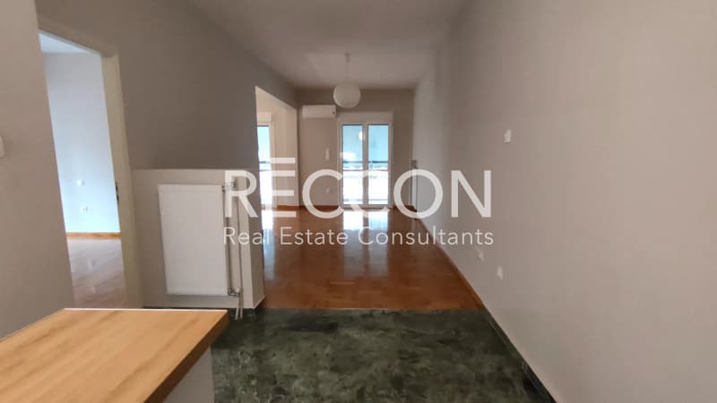 Apartment in Analipsi, Vironas — Photo 2 of 26
