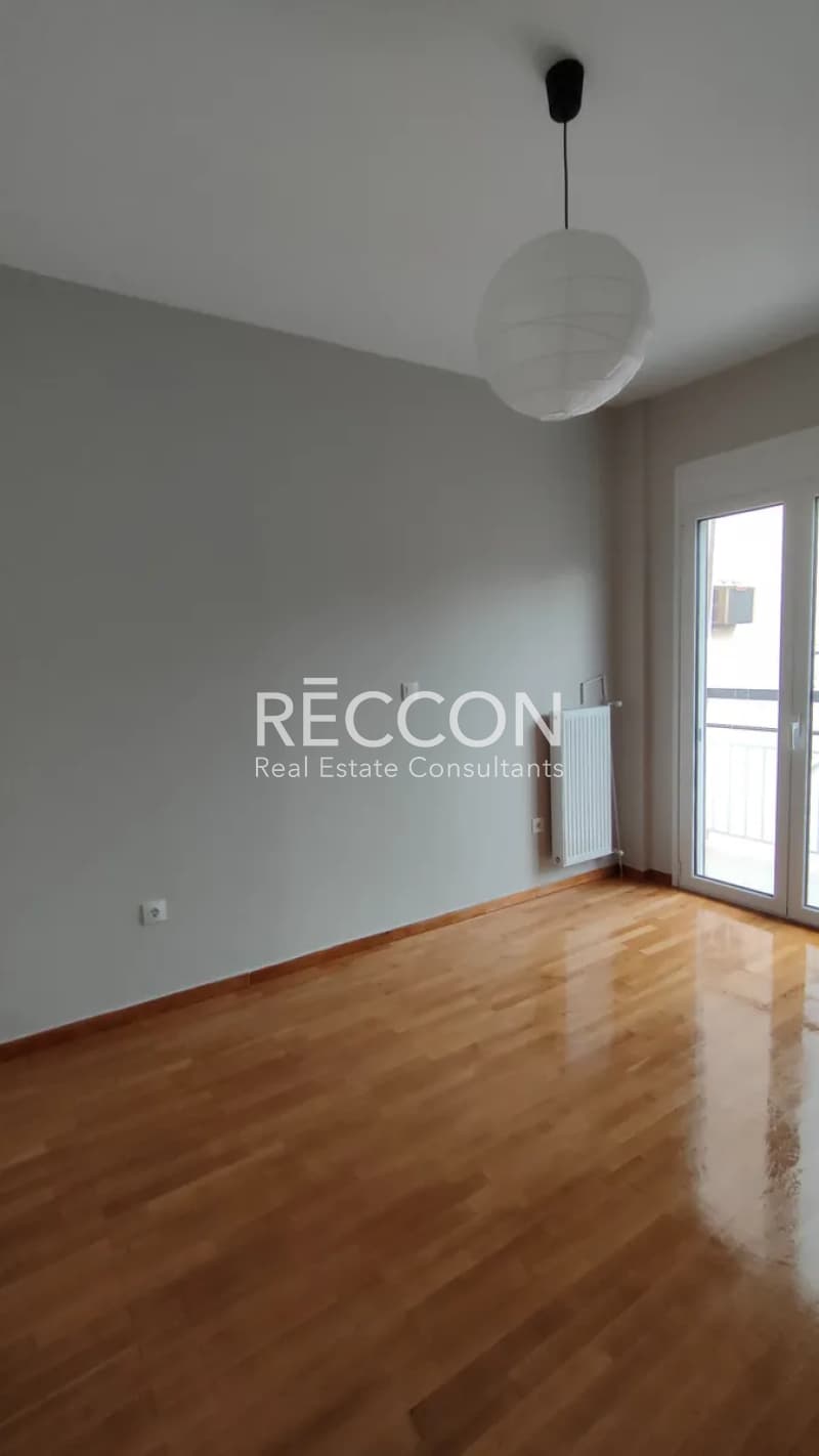 Apartment in Analipsi, Vironas — Photo 10 of 26