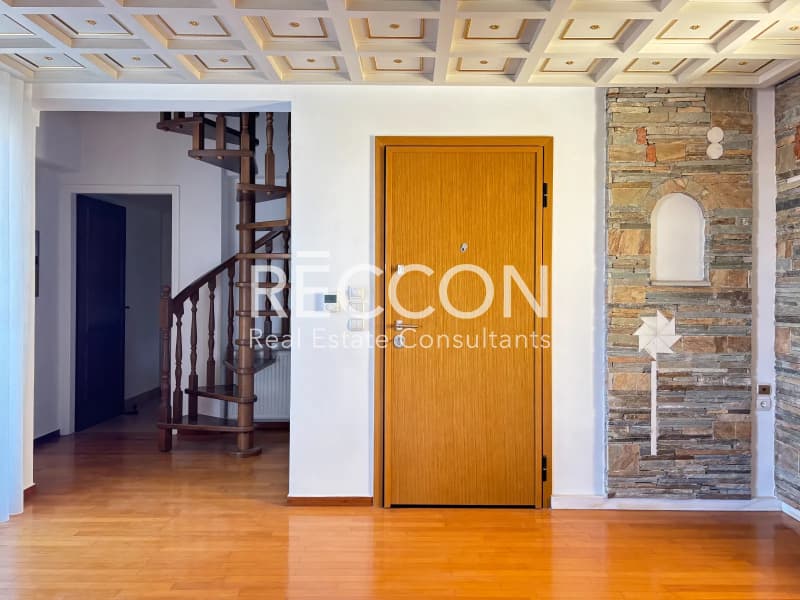 House in Saframpoli, Nea Ionia — Photo 2 of 18