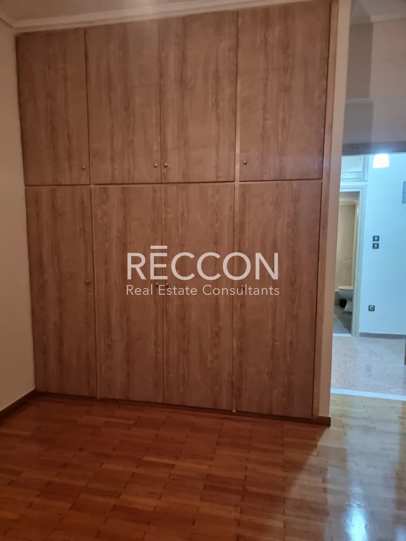 Apartment in Metamorfosi Virona, Vironas — Photo 14 of 15