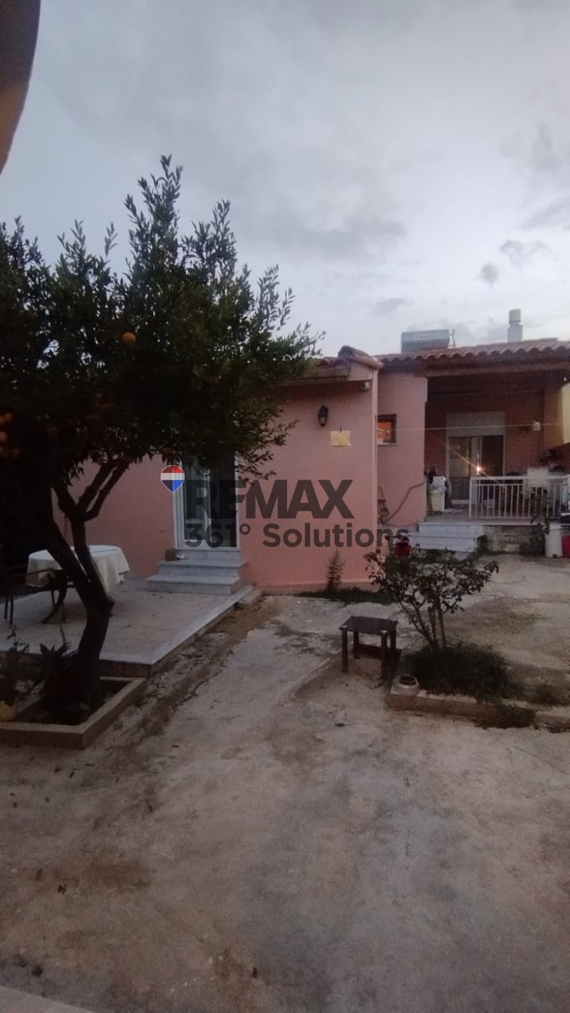 House in Centre, Glika Nera — Photo 12 of 17