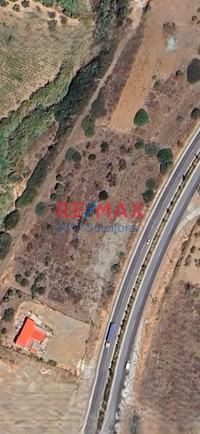 Parcel in Dipseliza, Keratea — Photo 2 of 2