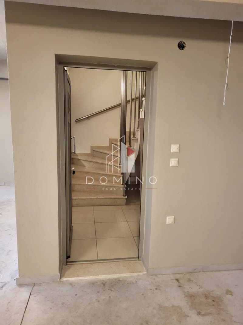 Apartment in Center, Thermi — Photo 10 of 25
