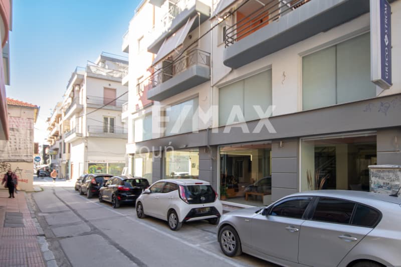 Κατάστημα στην Μεταμόρφωση, Βόλος — Φωτογραφία 6 από 31