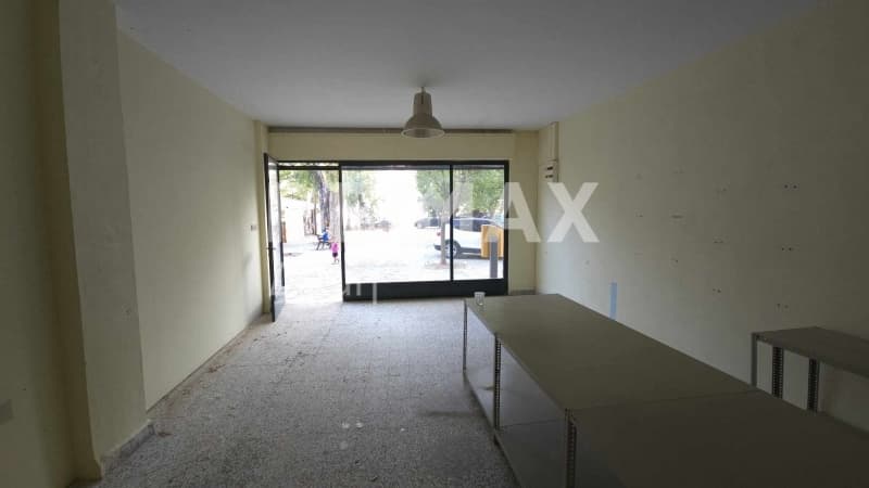 Retail Store in Center, Milies — Photo 16 of 27