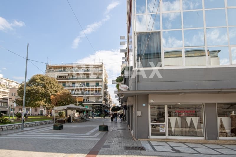 Κατάστημα στην Αγ. Νικόλαος, Βόλος — Φωτογραφία 27 από 31