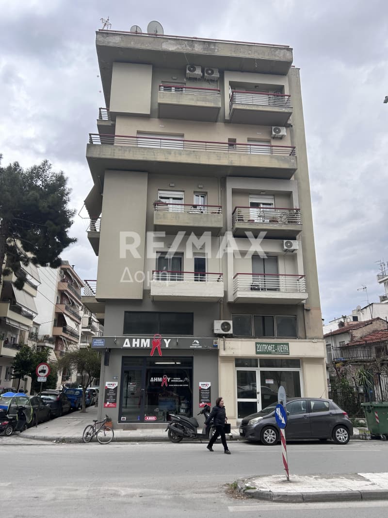 Κατάστημα στην Επτά Πλατάνια, Φερών — Φωτογραφία 14 από 28