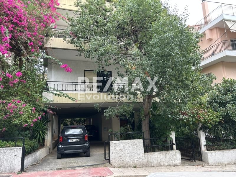 Apartment in Prasinos Lofos, Iraklio — Photo 1 of 10