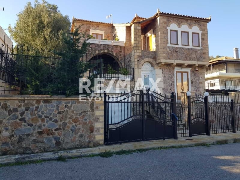 Μονοκατοικία στην Λόφος Ξελαφτάκι, Καλύβια Θορικού — Φωτογραφία 3 από 31
