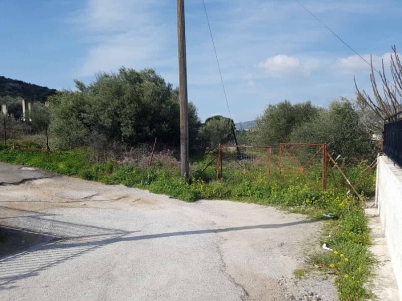 Οικόπεδο στην Λαμπρικά, Κορωπί — Φωτογραφία 1 από 2