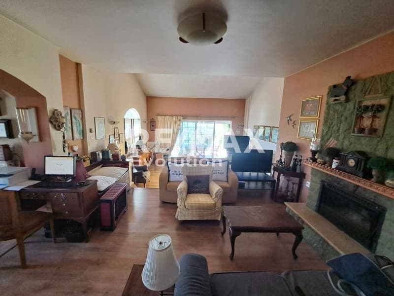 House in Industrial area, Koropi — Photo 9 of 22