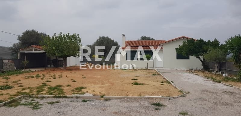 Μονοκατοικία στην Κεφλαίικα, Καλύβια Θορικού — Φωτογραφία 1 από 11
