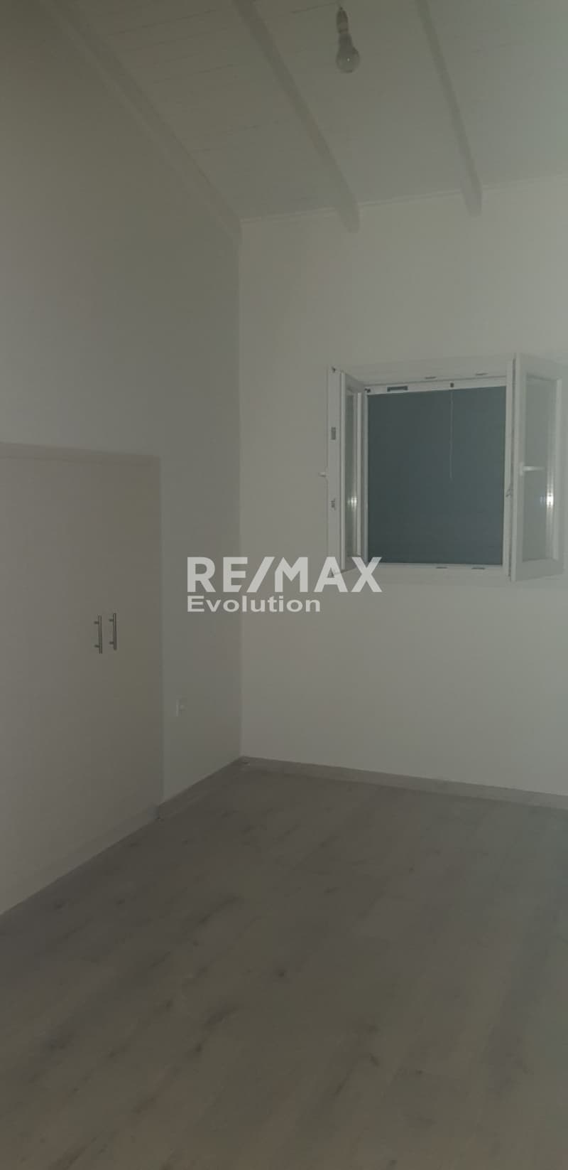 Μονοκατοικία στην Κεφλαίικα, Καλύβια Θορικού — Φωτογραφία 8 από 11