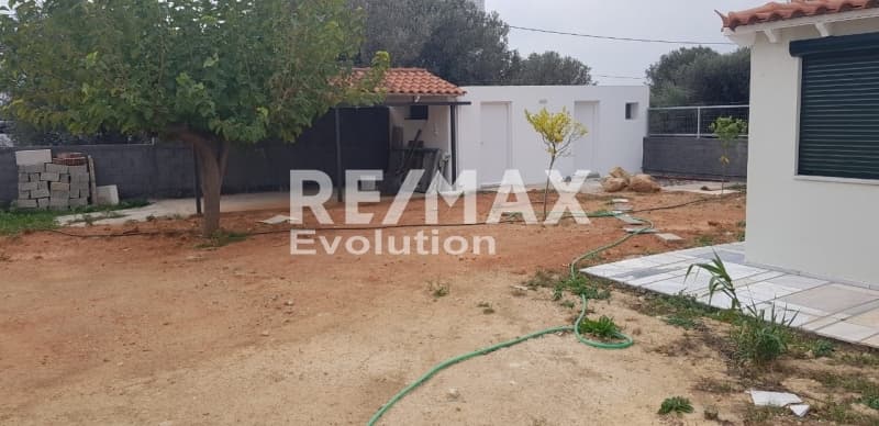 Μονοκατοικία στην Κεφλαίικα, Καλύβια Θορικού — Φωτογραφία 2 από 11