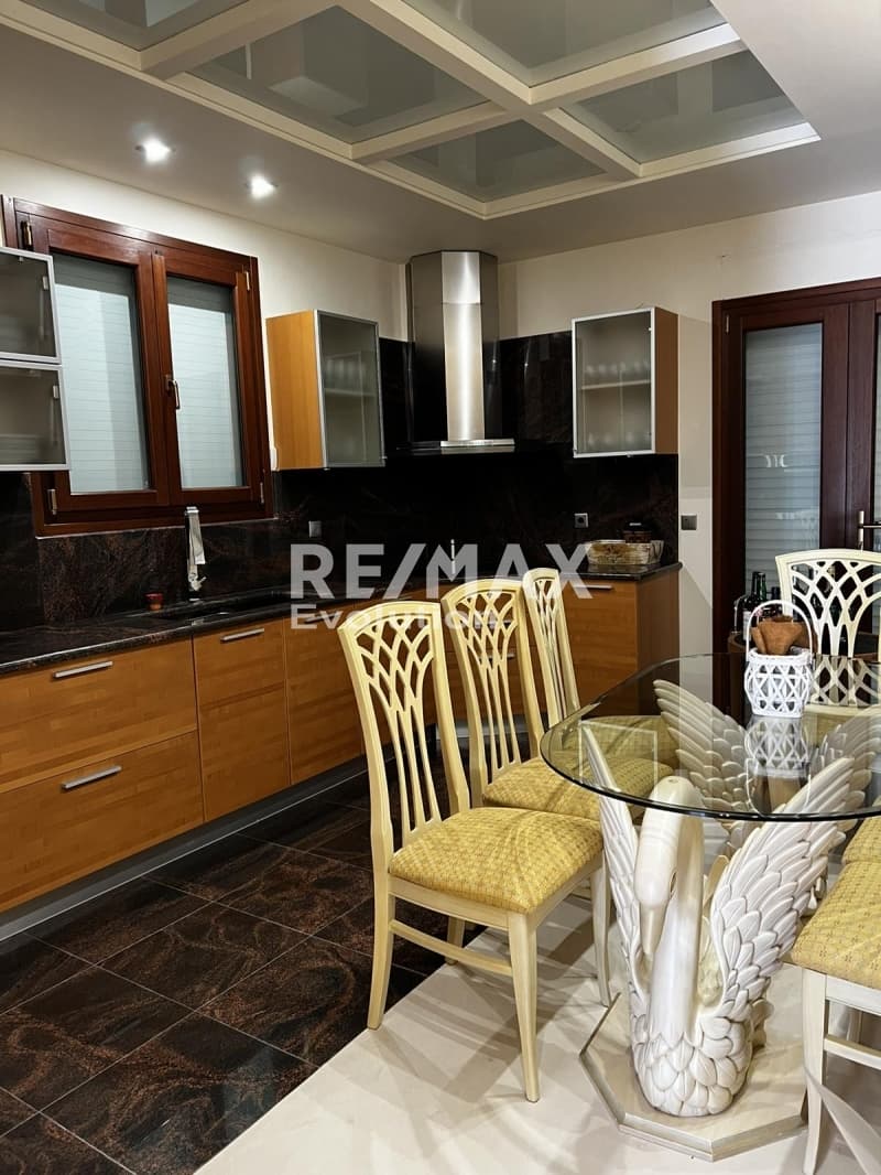 House in Agia Marina, Koropi — Photo 8 of 31