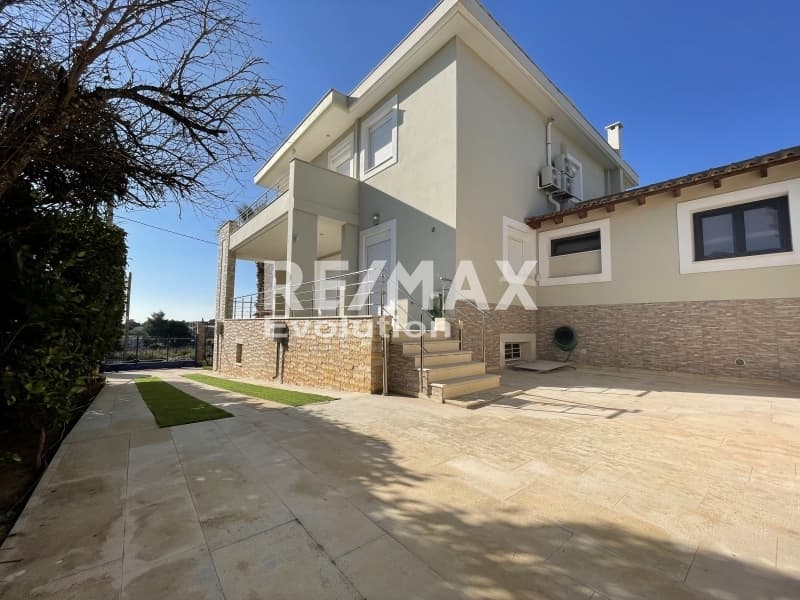 House in Agia Marina, Koropi — Photo 9 of 31