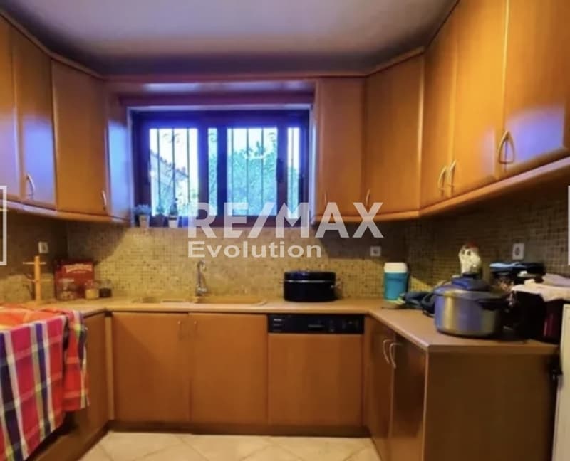 Μονοκατοικία στην Κέντρο, Καλύβια Θορικού — Φωτογραφία 16 από 22