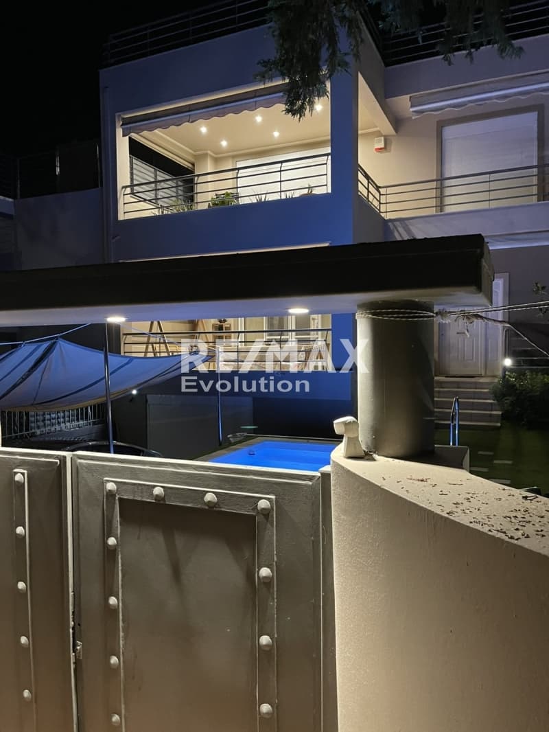 Μονοκατοικία στην Λόφος Ξελαφτάκι, Καλύβια Θορικού — Φωτογραφία 3 από 20