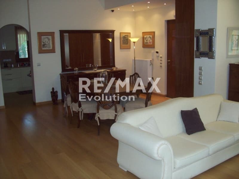 House in Agios Panteleimonas, Anavissos — Photo 18 of 30