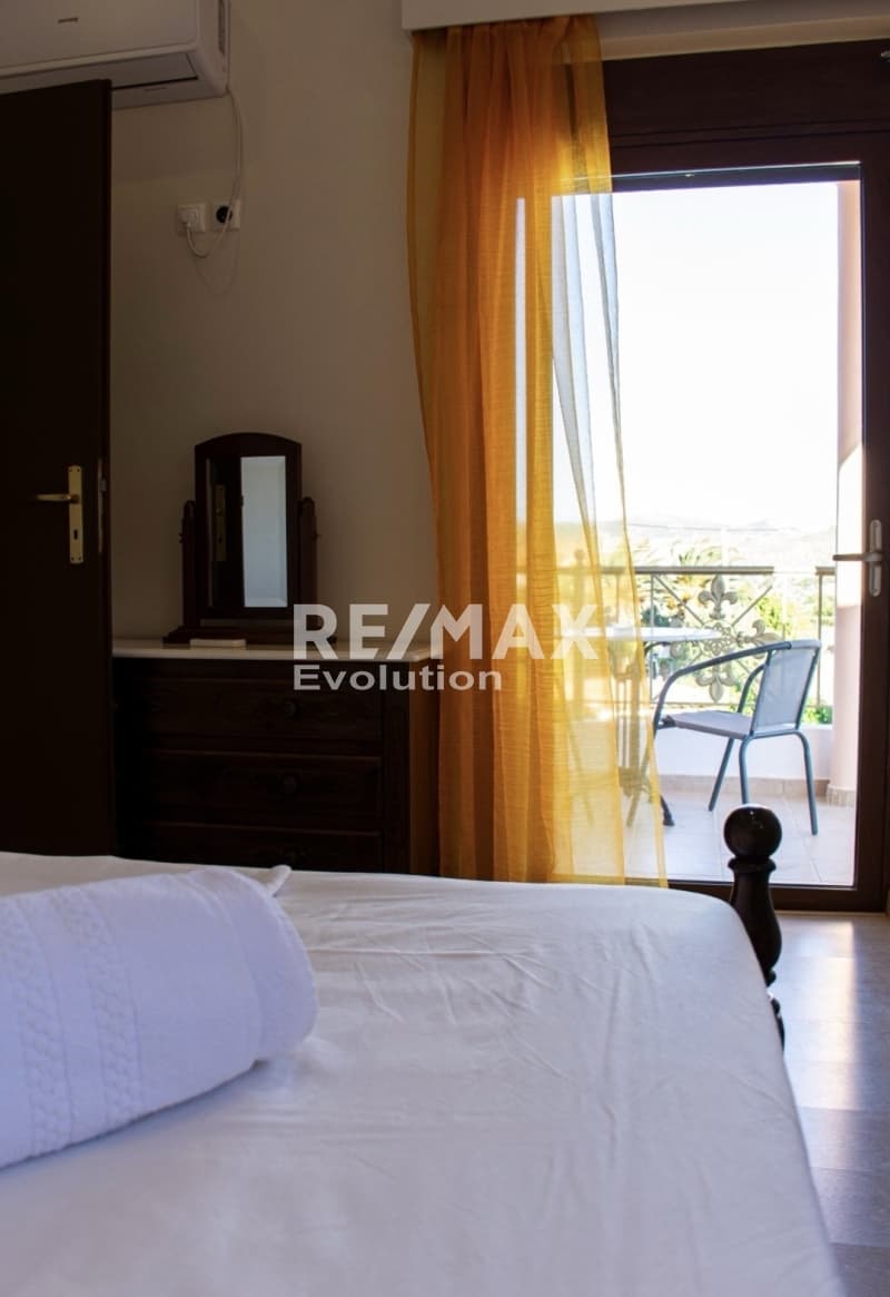 House in Agios Panteleimonas, Anavissos — Photo 22 of 30