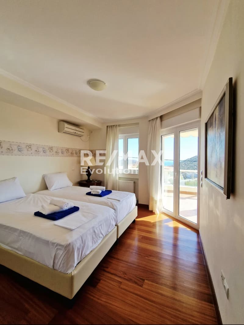 House in Saronida, Saronida — Photo 28 of 30