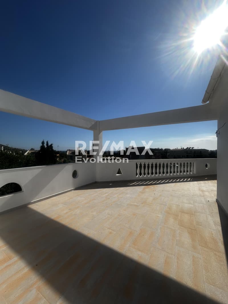 Μονοκατοικία στην Καλύβια, Καλύβια Θορικού — Φωτογραφία 2 από 10
