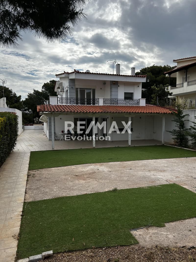 House in Agios Nikolaos, Anavissos — Photo 1 of 30