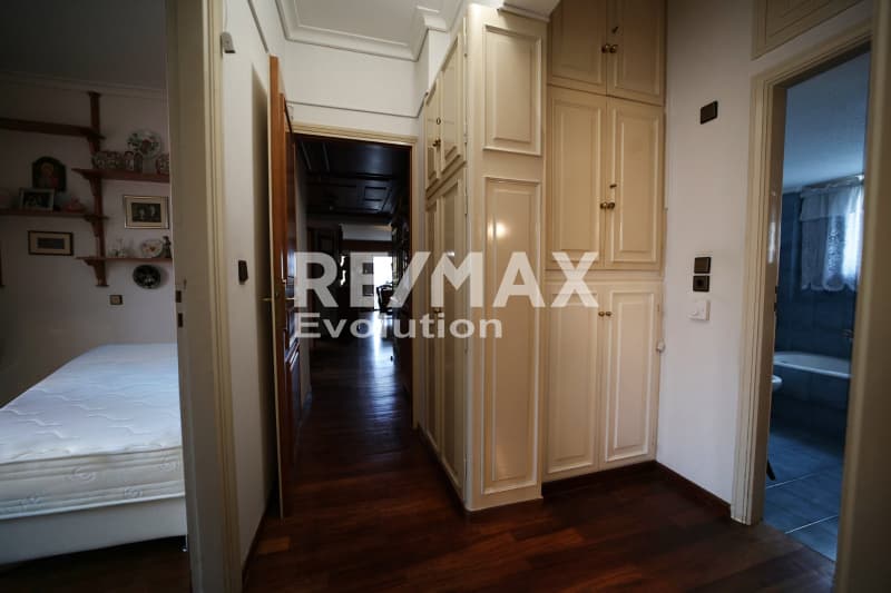 Apartment in Aixoni, Glyfada — Photo 14 of 18