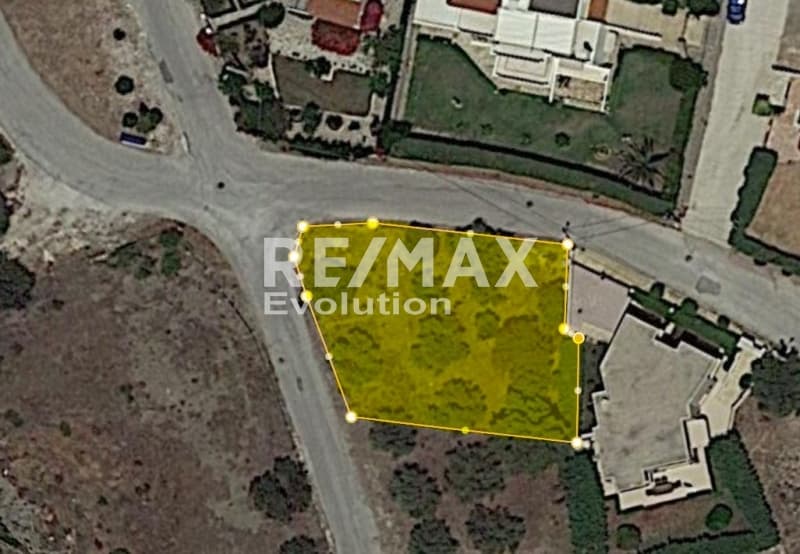 Οικόπεδο στην Καμάριζα, Λαύριο — Φωτογραφία 1 από 4