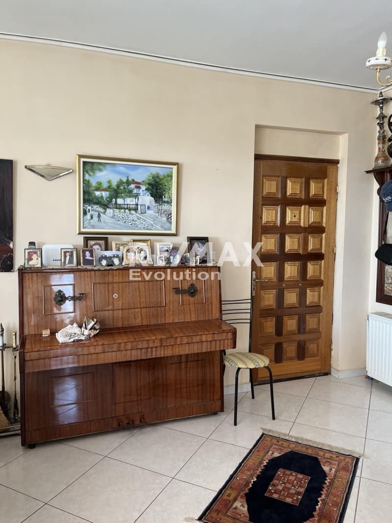 House in Panorama, Voula — Photo 7 of 11