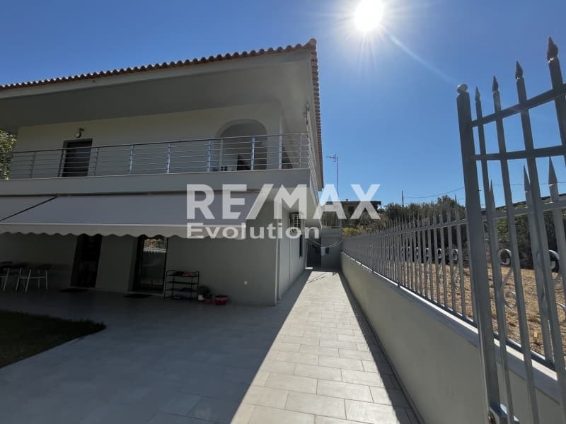 House in Paralia, Anavissos — Photo 2 of 26