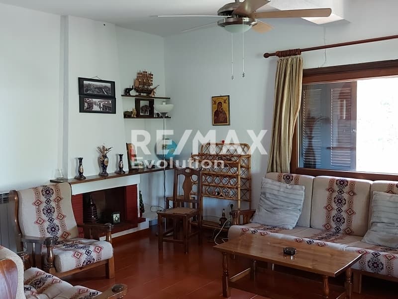 Μονοκατοικία στην Λόφος Ξελαφτάκι, Καλύβια Θορικού — Φωτογραφία 8 από 18