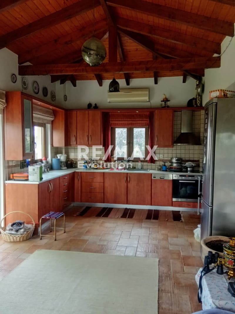 Μονοκατοικία στην Αμπελώνας, Καλύβια Θορικού — Φωτογραφία 16 από 27