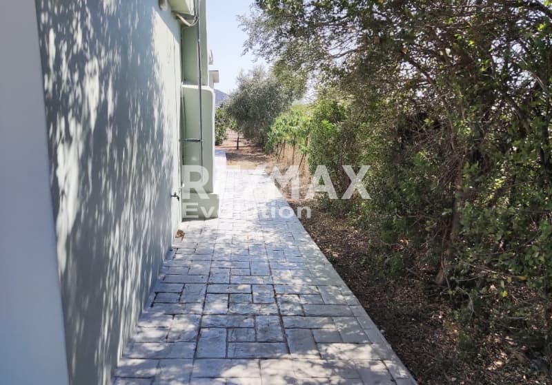 House in Lamprika, Koropi — Photo 15 of 23