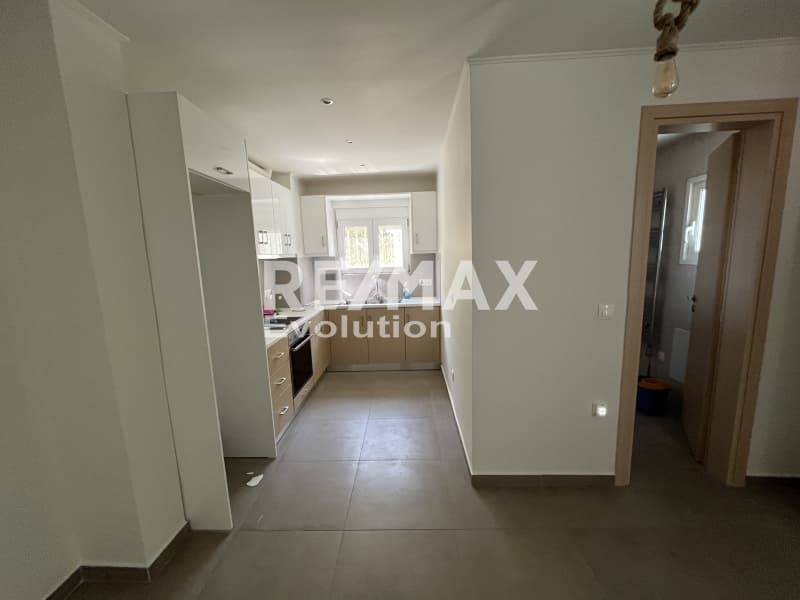 House in Lamprika, Koropi — Photo 8 of 23