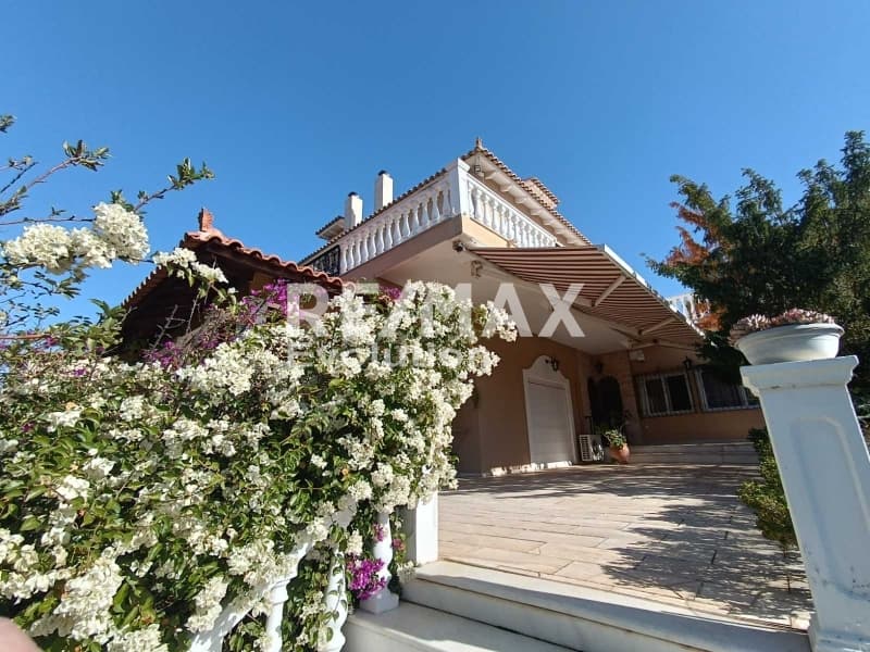 Μονοκατοικία στην Γαλάζια ακτή, Καλύβια Θορικού — Φωτογραφία 1 από 21