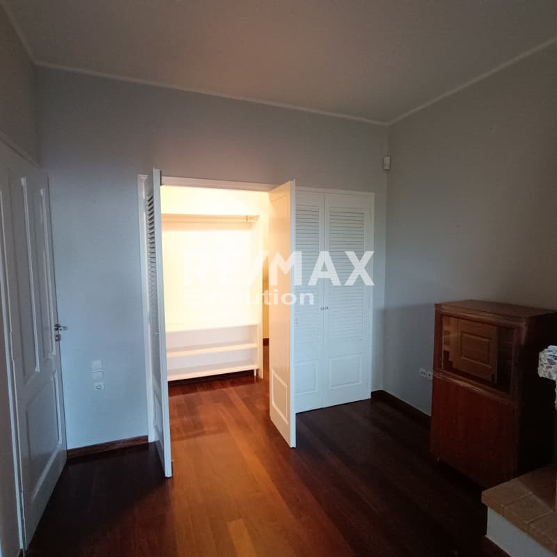 House in Agia Marina, Koropi — Photo 18 of 30
