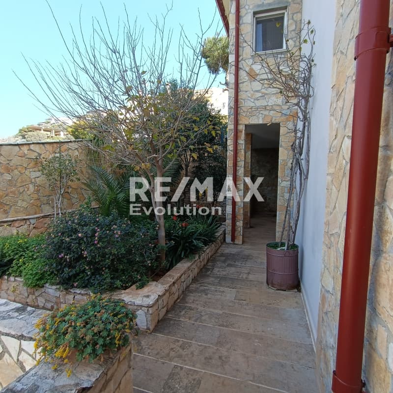 House in Agia Marina, Koropi — Photo 24 of 30