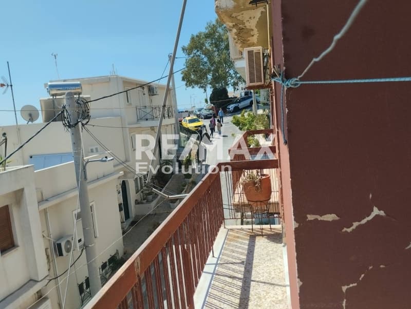 Apartment in Mikrolimano, Piraeus — Photo 8 of 11