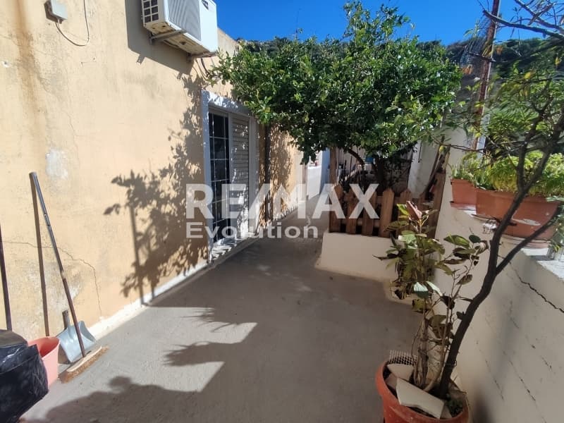 House in Dipseliza, Keratea — Photo 21 of 26