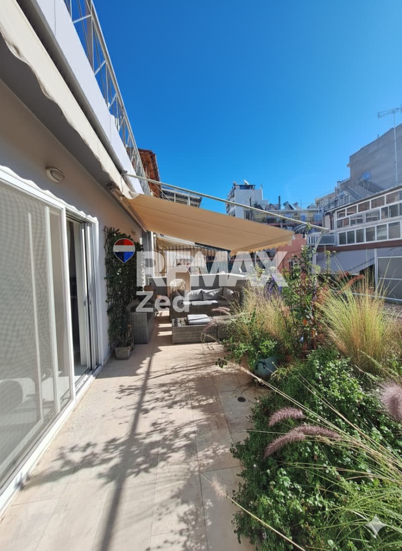 House in Piraiki, Piraeus — Photo 2 of 13