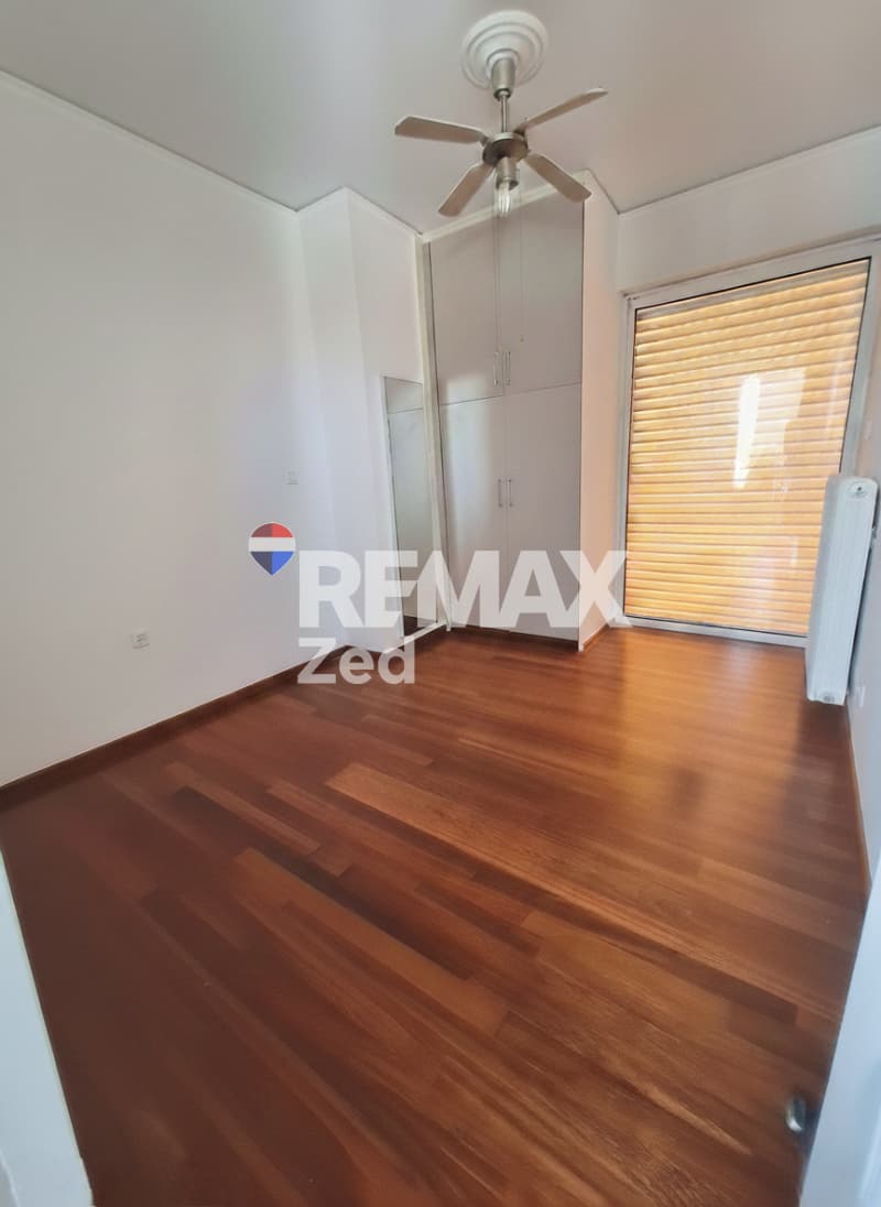 House in Piraiki, Piraeus — Photo 9 of 13