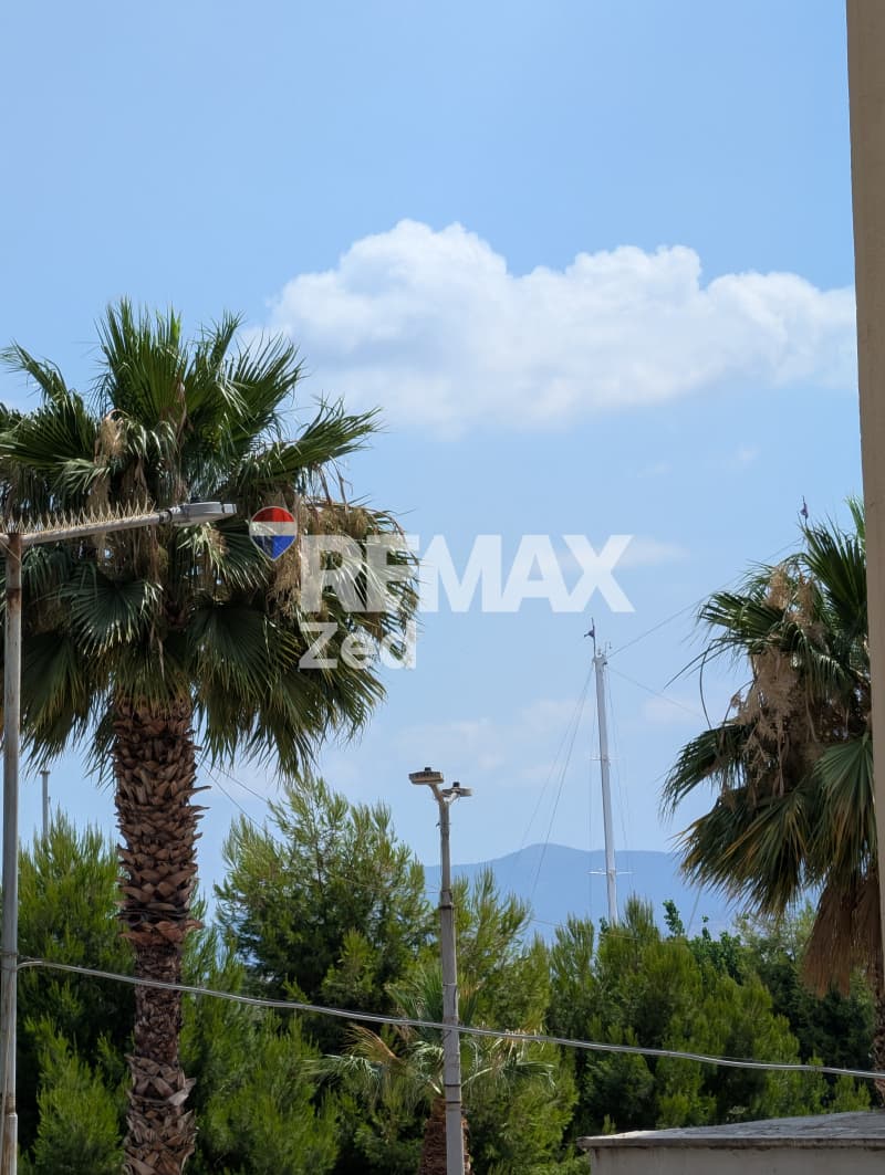 Διαμέρισμα στην Φρεαττύδα, Πειραιάς — Φωτογραφία 10 από 23