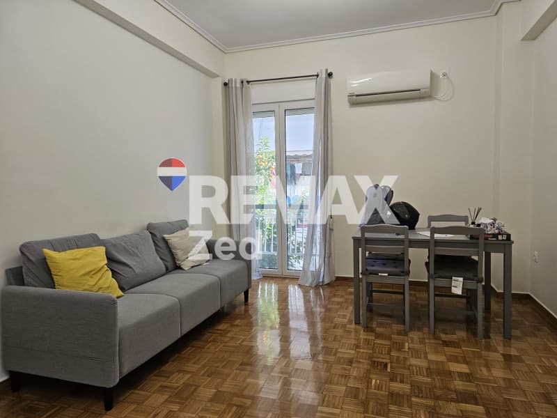 Apartment in Chatzikiriakeio, Piraeus — Photo 5 of 8
