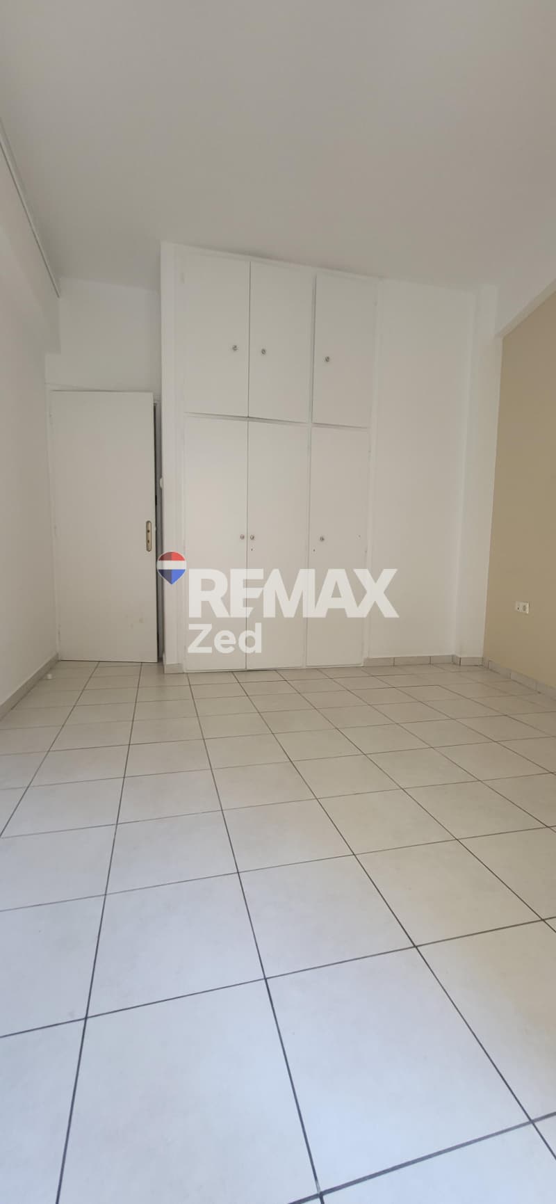 Apartment in Makrigianni, Koukaki - Makrigianni — Photo 2 of 6