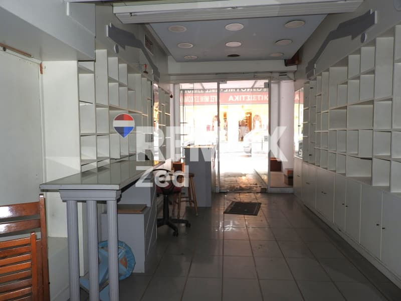 Retail Store in Diilistiria, Piraeus — Photo 5 of 13
