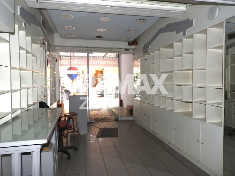 Retail Store in Diilistiria, Piraeus — Photo 6 of 13