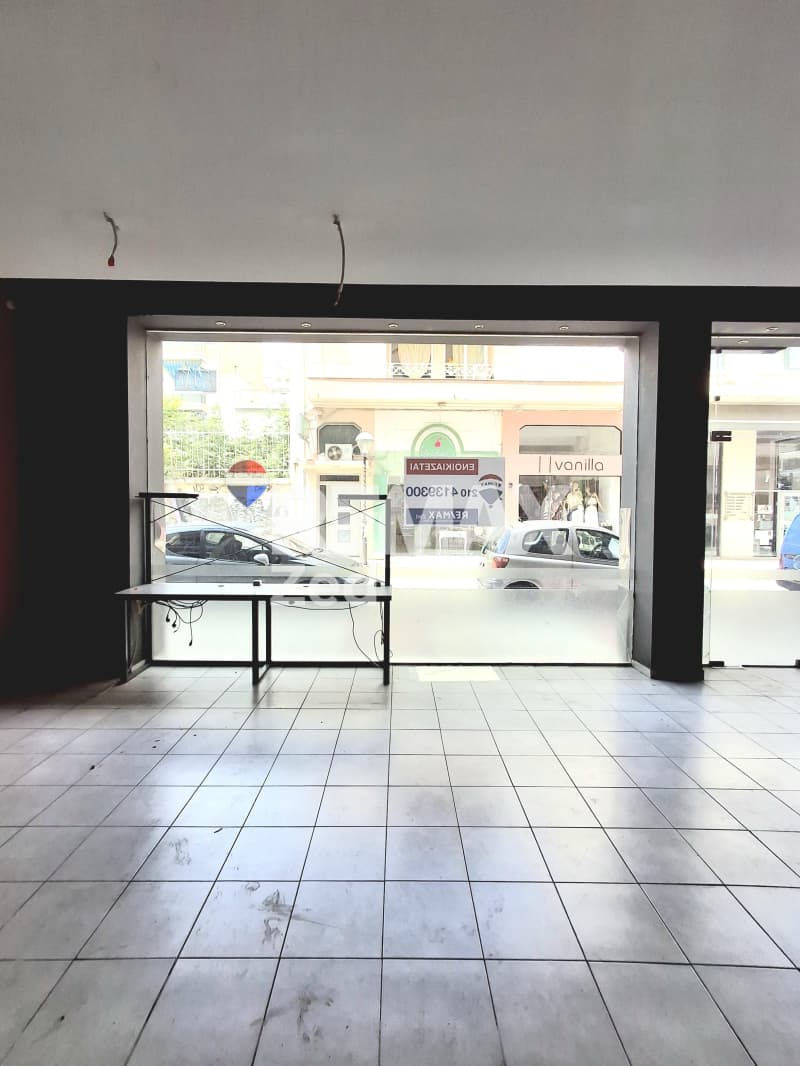 Κατάστημα στην Αγία Σοφία, Πειραιάς — Φωτογραφία 13 από 19