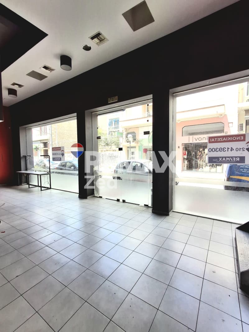 Κατάστημα στην Αγία Σοφία, Πειραιάς — Φωτογραφία 11 από 19