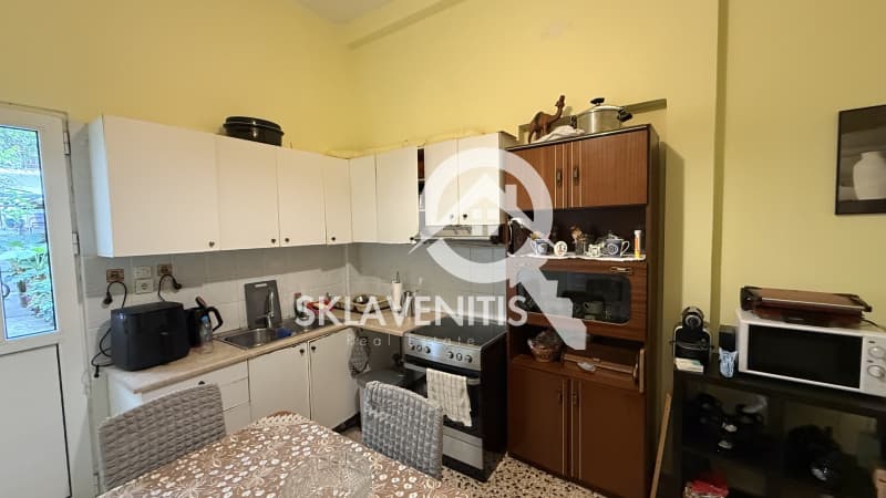 Apartment in Panorama, Dafni — Photo 4 of 14